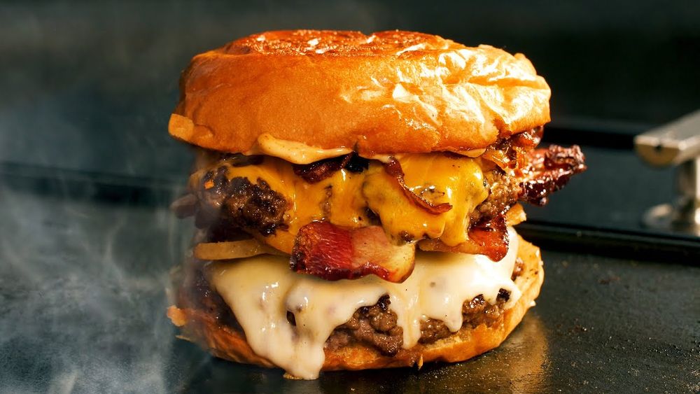 Bacon Cheeseburger*